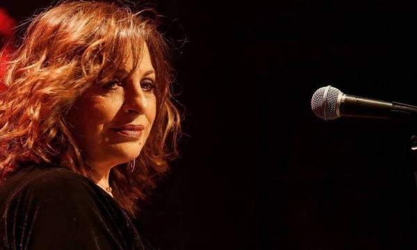 Συγκλονίζει η Χαρούλα Αλεξίου - Γιατί σταματάει το τραγούδι